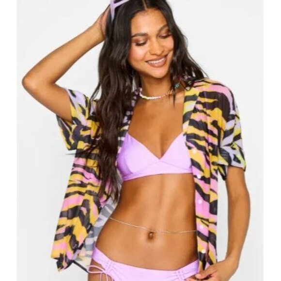 Beach Bunny Sienna Beach Women's Shirt Tiger Stripe Button Size Medium NWT - Picture 1 of 9